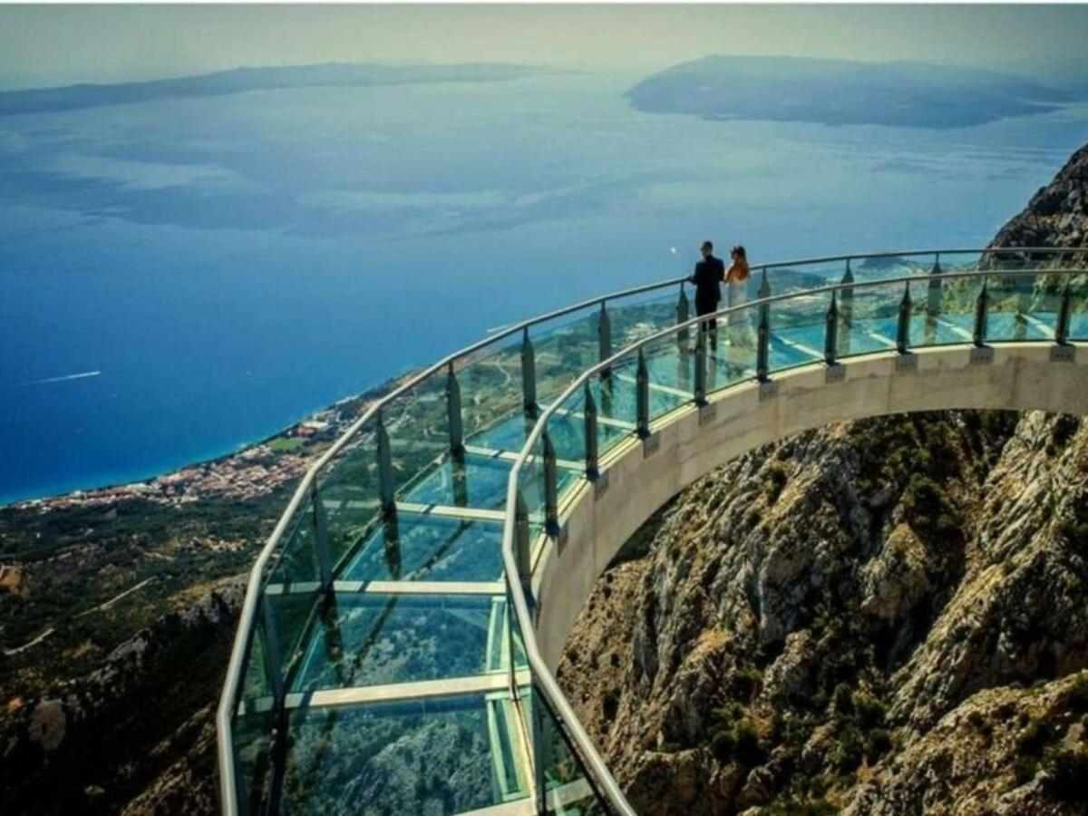 Navis Sea View With Pool Apartman Makarska