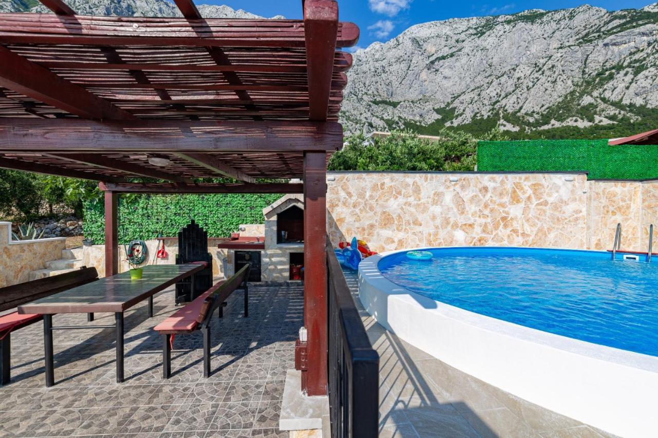 Navis Sea View With Pool Makarska