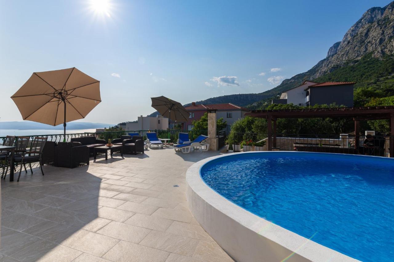 Navis Sea View With Pool Makarska