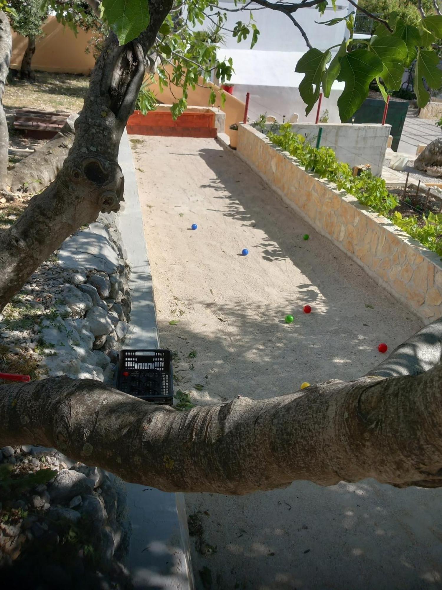 Navis Sea View With Pool Makarska